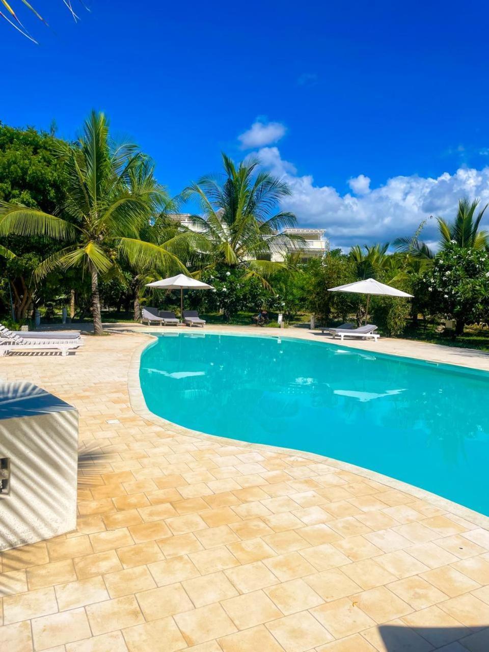 White Villa - Paparemo Beach ワタム エクステリア 写真